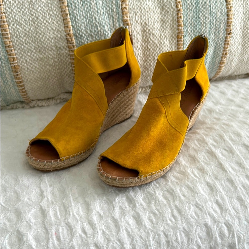 Kenneth Cole Gentle Souls Yellow Espadrille Wedge Sandals